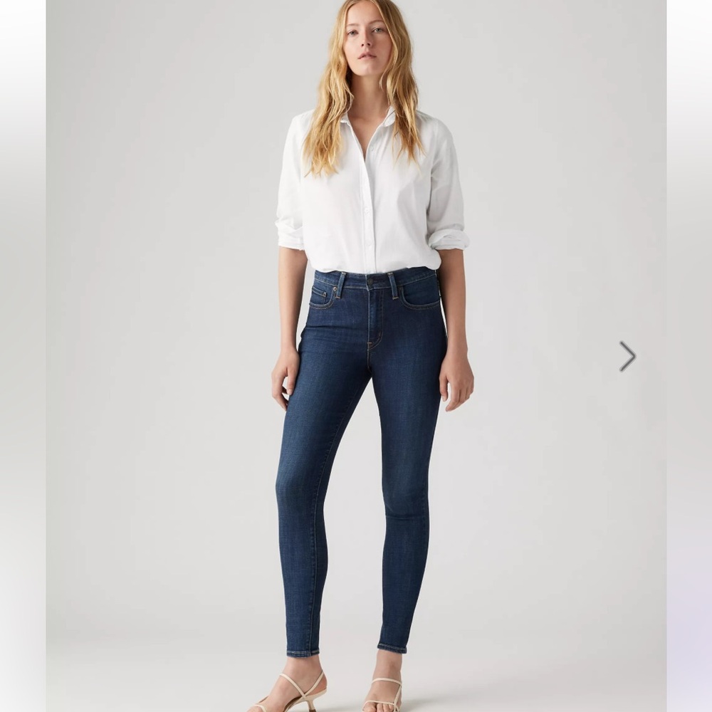 NWT Levi’s 721 High rise skinny jeans